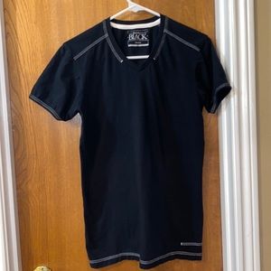 Men’s short sleeve V neck shirt